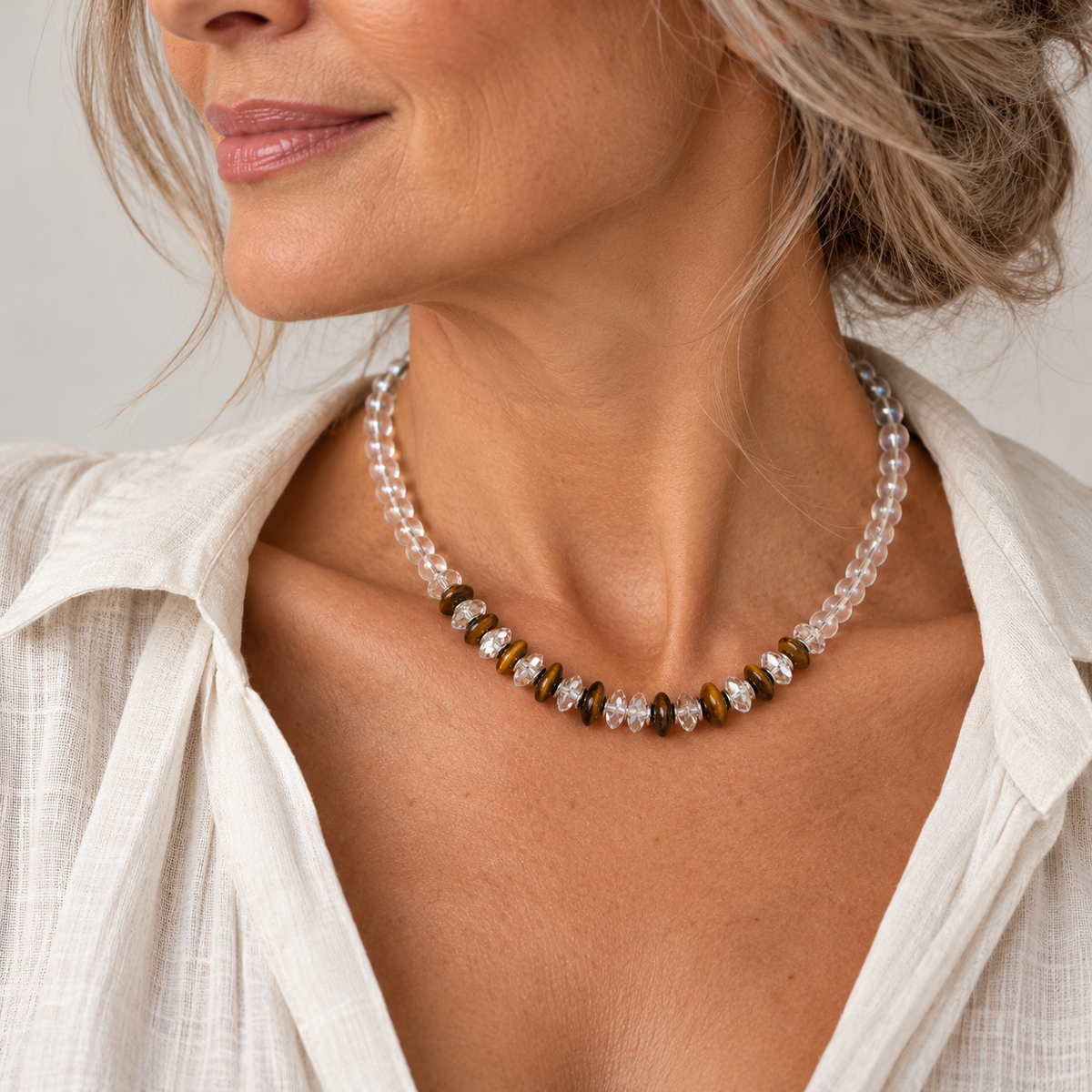 Varëse Eleganza me kristal dhe sy tigri, gjatësi 50 cm, në argjend 925 – Penelope Jewellery