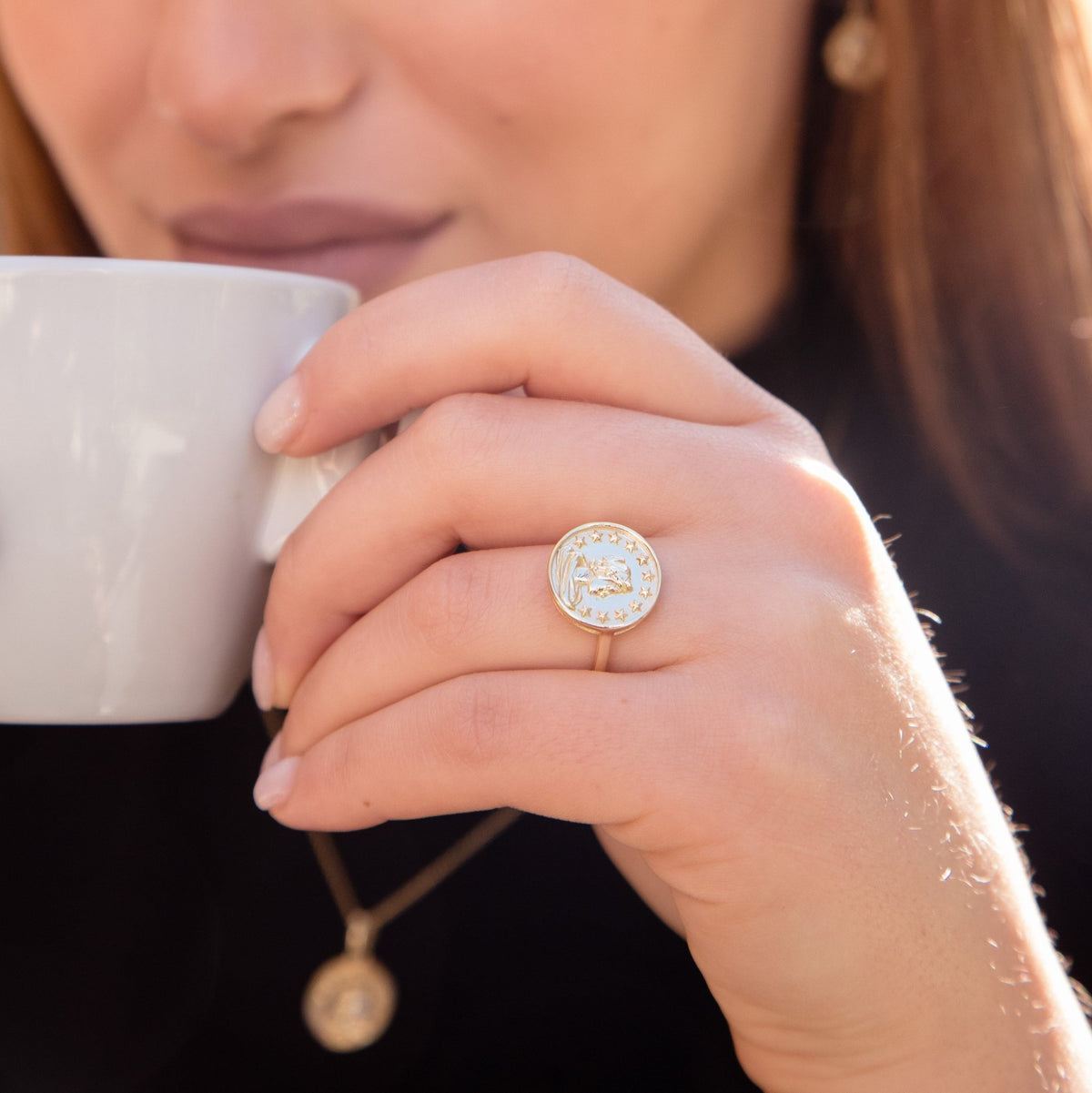 ancient-women-ringancient-women-ringunaza-8550272 - Penelope Jewellery