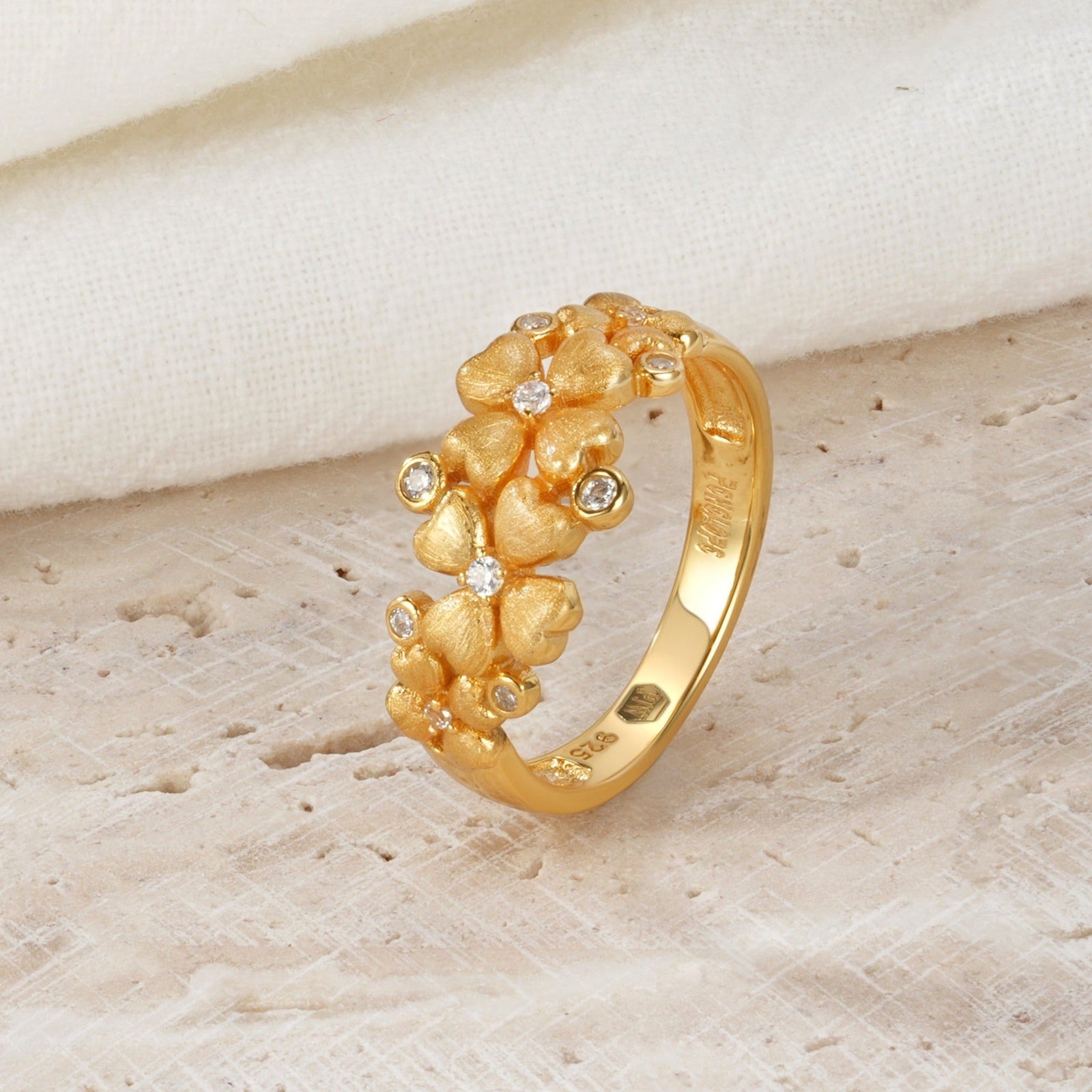 golden-dahlia-ringgolden-dahlia-ringunaza-8464456 - Penelope Jewellery