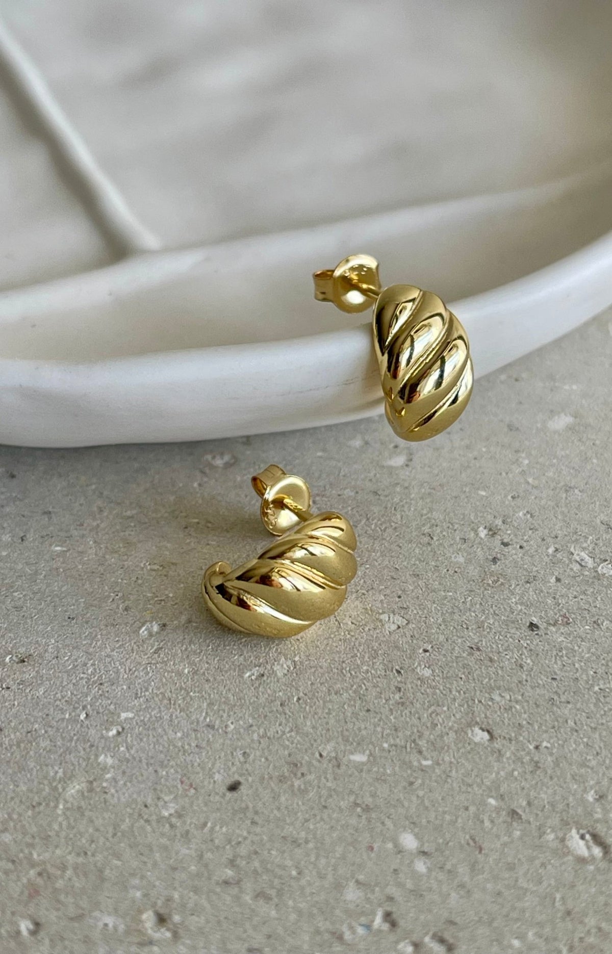 golden-twist-earringsgolden-twist-earringsvathe-2982095 - Penelope Jewellery