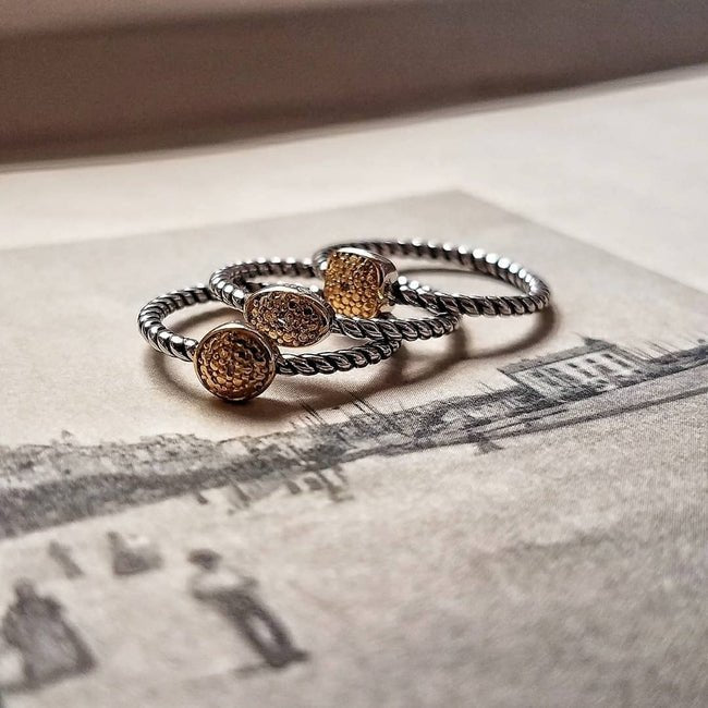 three-stacking-diamonds-ringsthree-stacking-diamonds-ringsunaza-7404206 - Penelope Jewellery