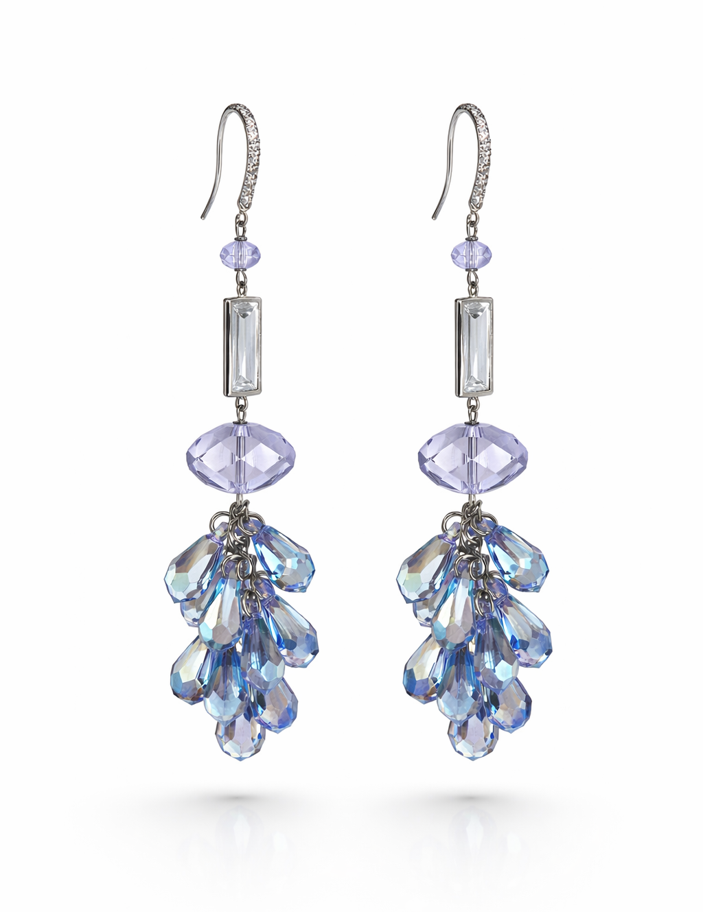 Cift vathesh te gjate Azure Frost V2839 prej argjendi 925, me kristale blu ne forme pike, detaje lejla dhe kristal drejtkendor te tejdukshem, pamje ballore | Penelope Jewellery
