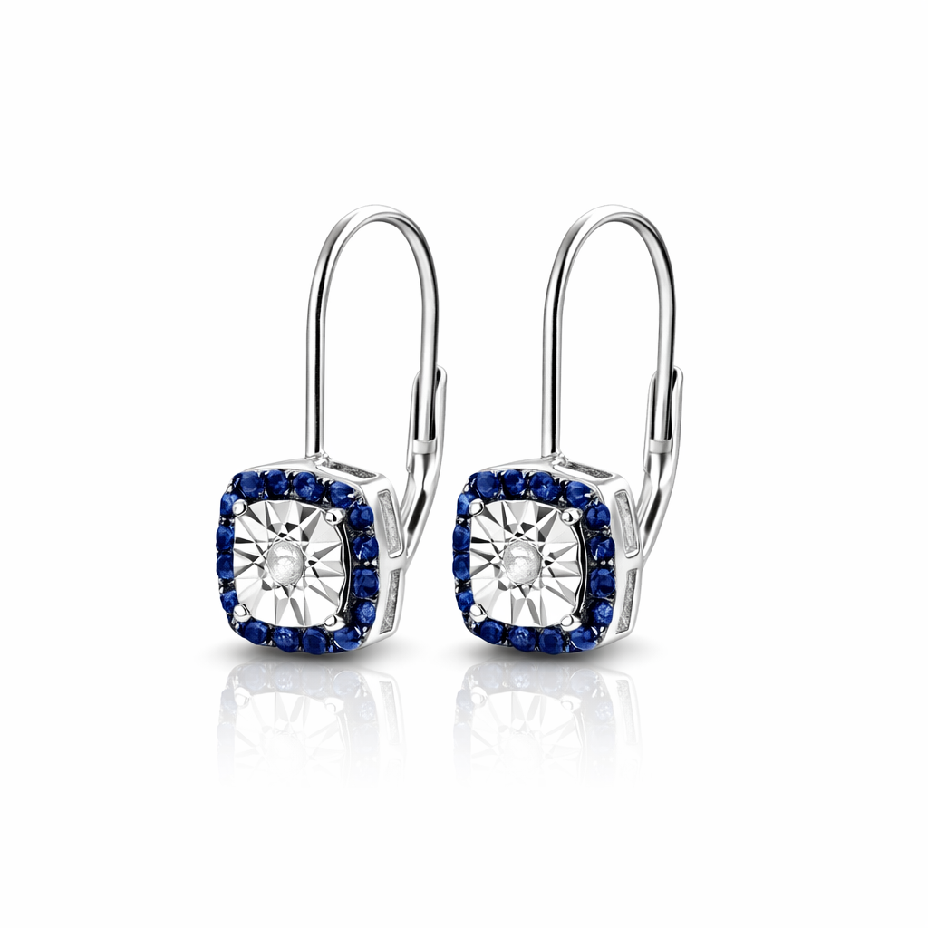 Vathe V5455 me diamant ne qender dhe safire blu ne kornize katrore, me kapese grep, pamje e ciftit | Penelope Jewellery