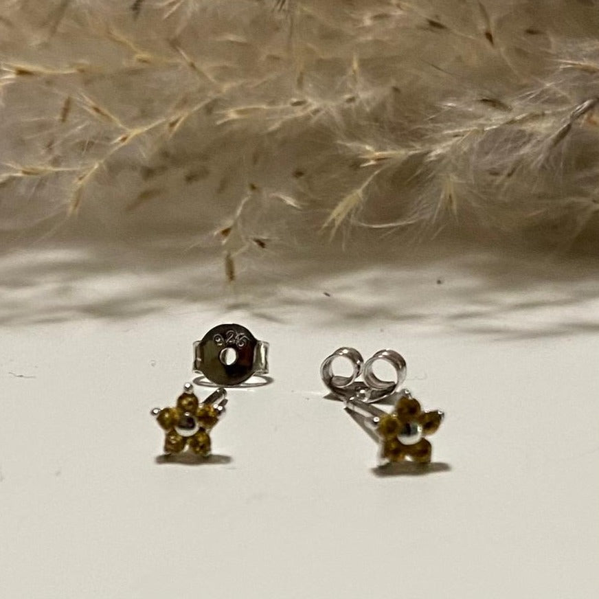 daisy-citrine-gemstonedaisy-citrine-gemstonevathe-4747204 - Penelope Jewellery