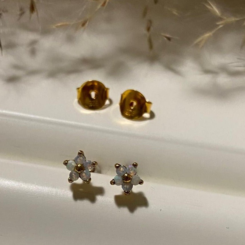 daisy-moonstone-gemstonedaisy-moonstone-gemstonevathe-6507000 - Penelope Jewellery