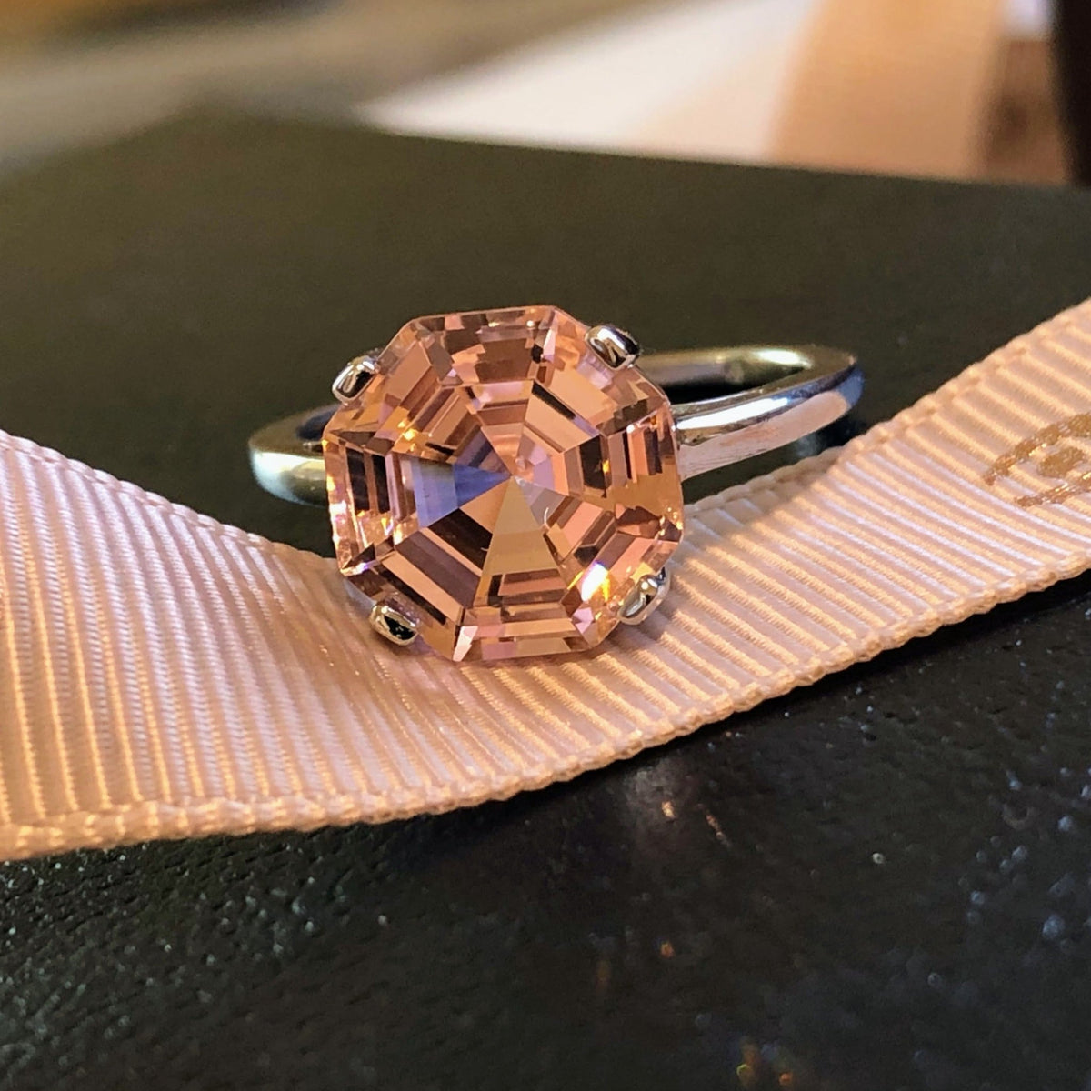 morganite-ringmorganite-ringunaza-1387254 - Penelope Jewellery