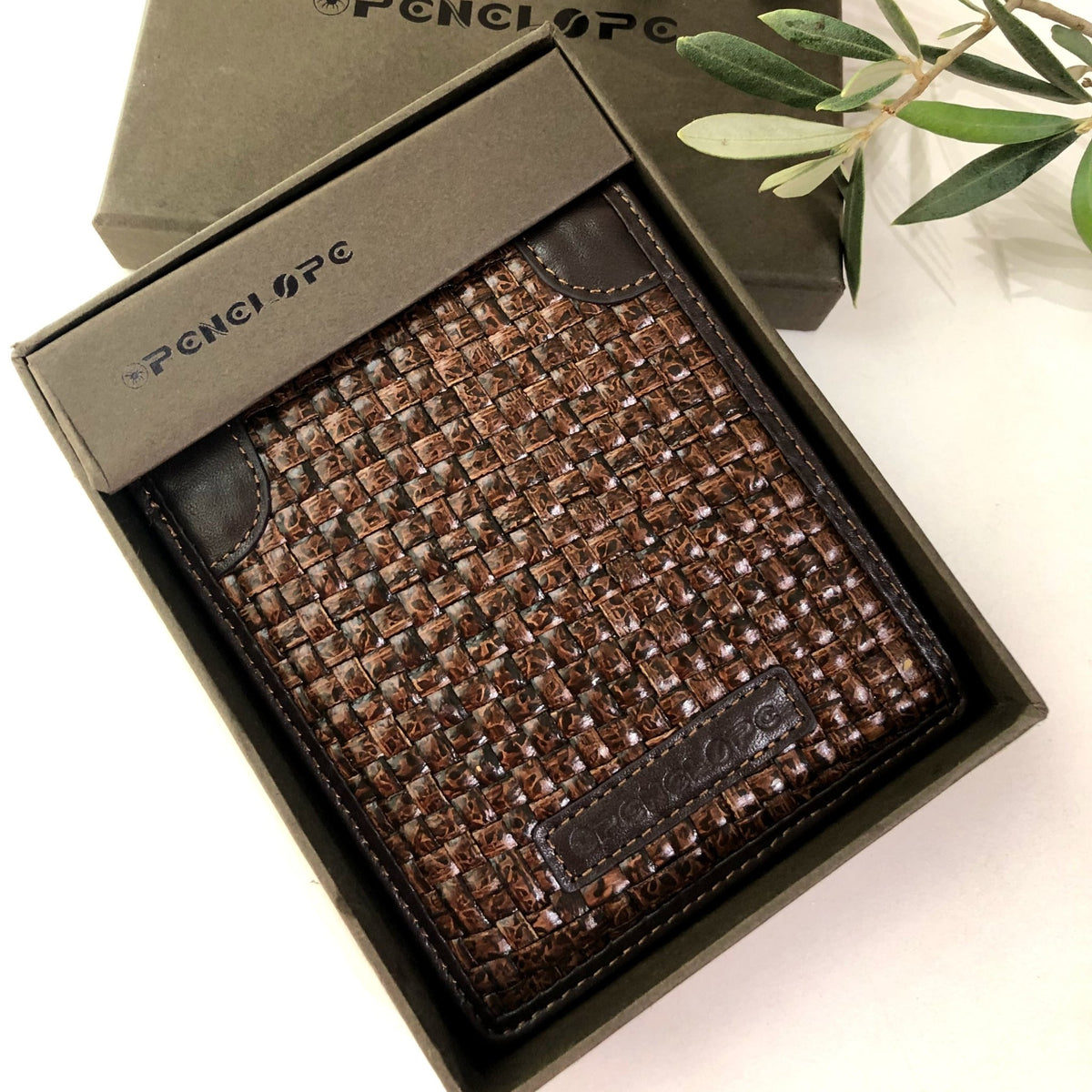 portofol-lekure-kafe-me-thurje-artizanaleportofol-lekure-kafe-me-thurje-artizanaleportofol-4551865 - Penelope Jewellery