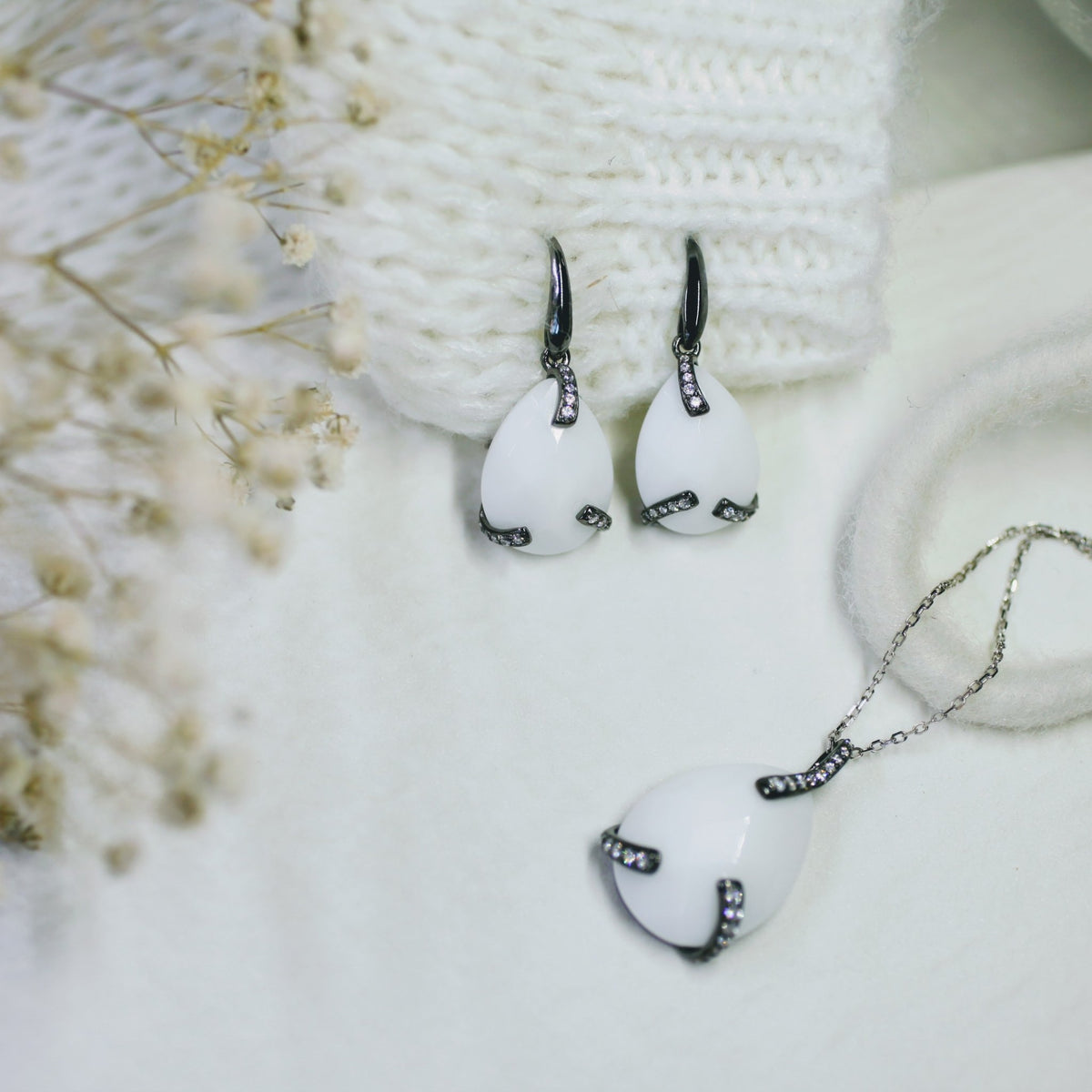serenity-earringsserenity-earringsvathe-8328972 - Penelope Jewellery