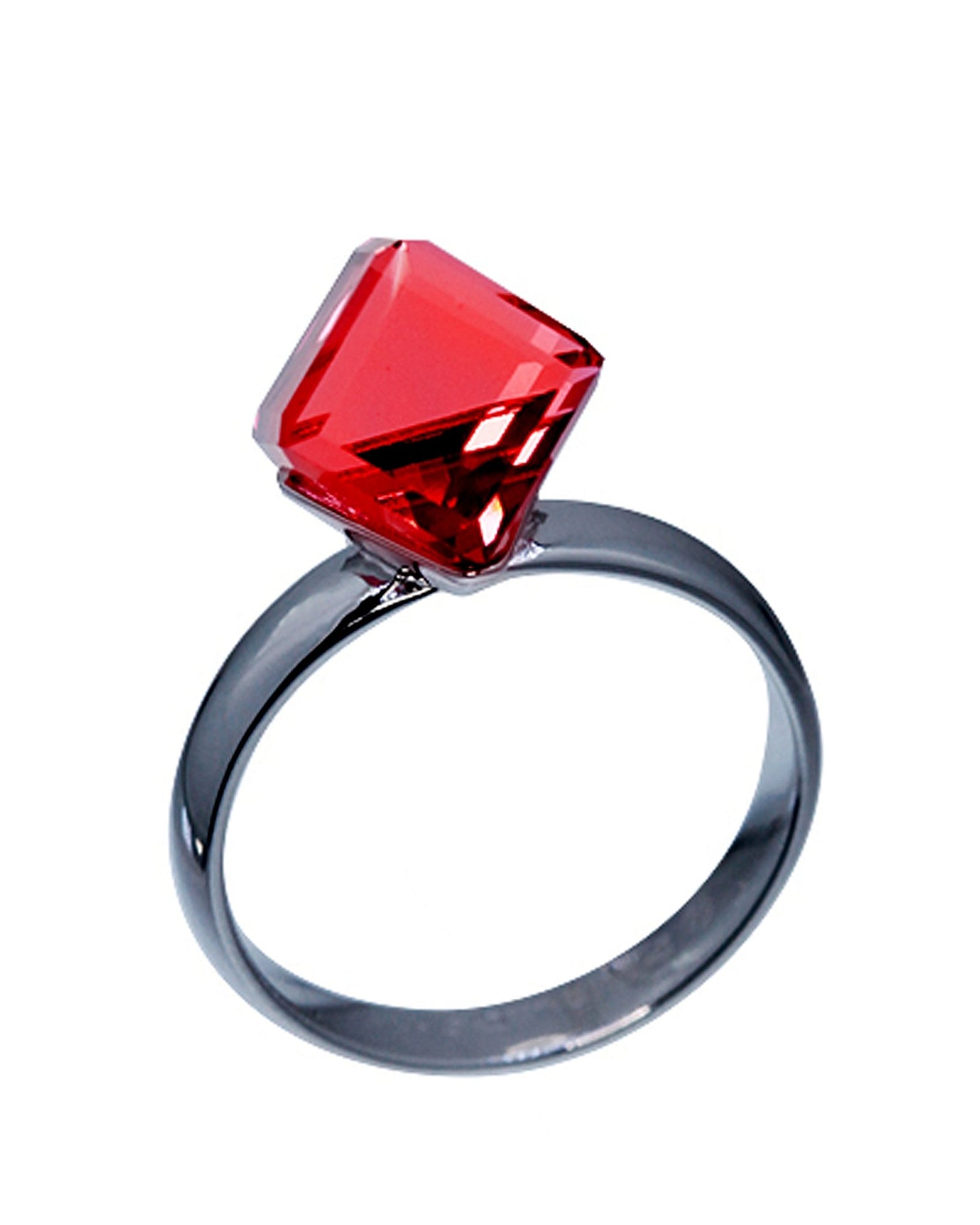 small-cube-of-passion-crystal-ringsmall-cube-of-passion-crystal-ringunaza-3073493 - Penelope Jewellery