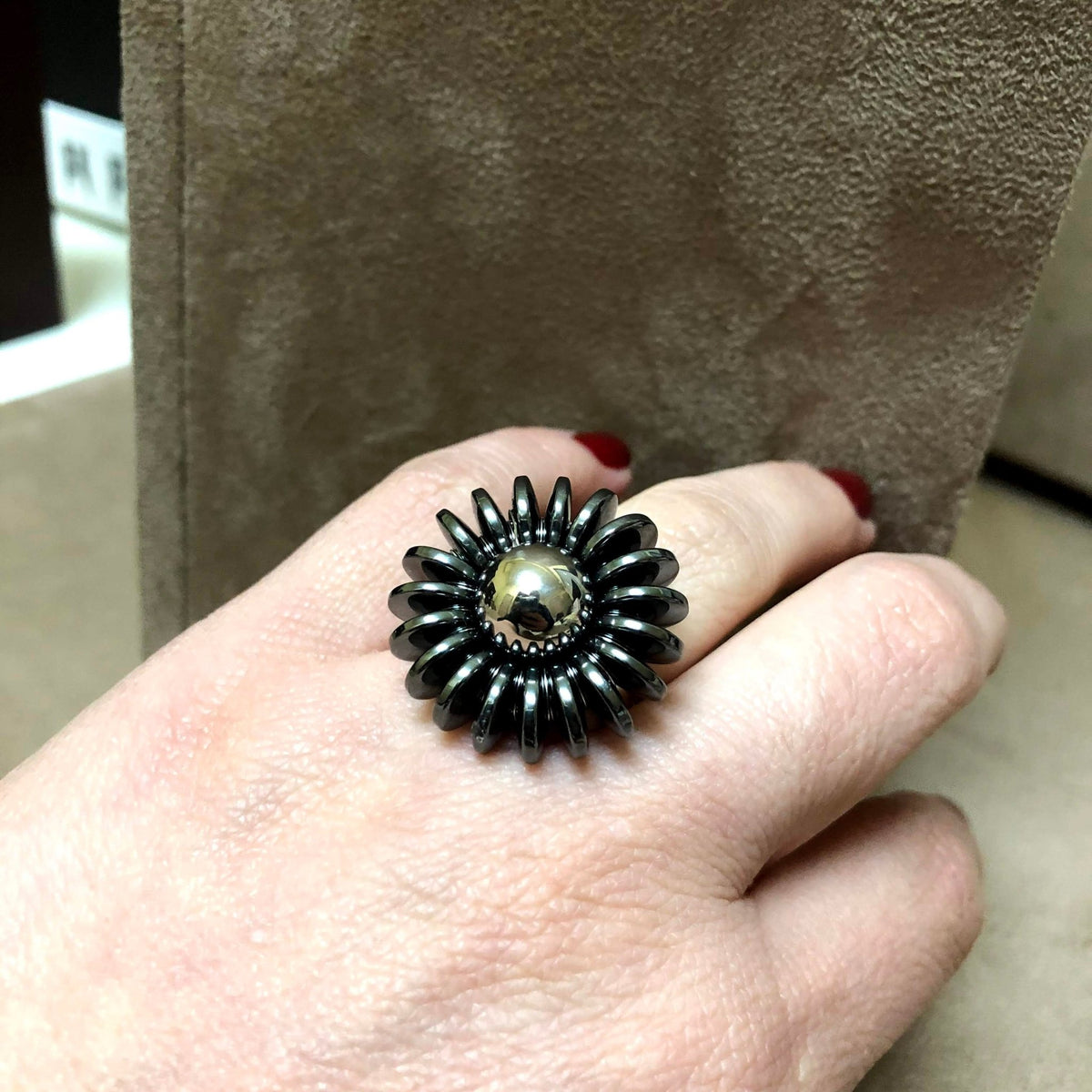 steel-daisy-ringsteel-daisy-ringunaza-9436738 - Penelope Jewellery